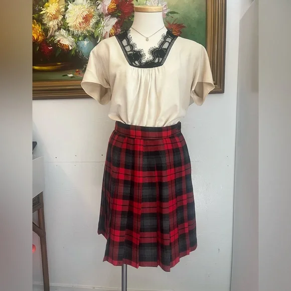 Vintage Red and Black Plaid pleated Skirt - Picture 1 of 8